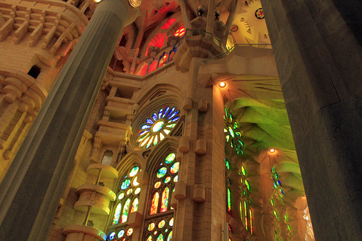 Vicky ve Cristina’nın görmeye gittiği Sagrada Familia’nın içi.