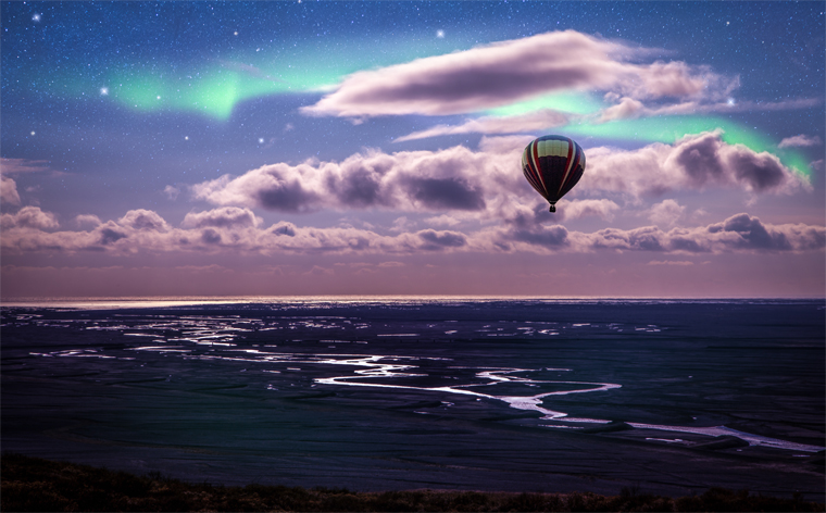 Kuzey Işıkları’nı görmek için İzlanda’ya seyahat KAZAN!