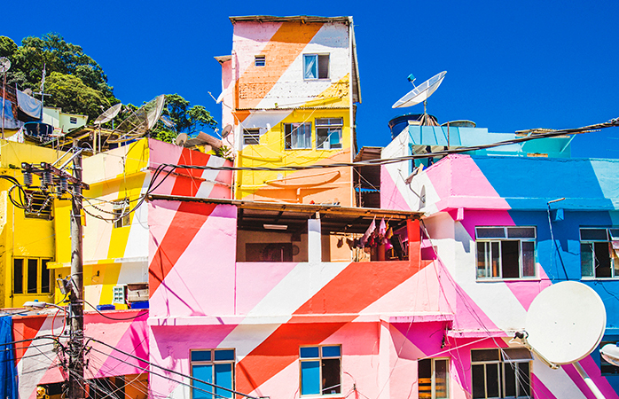 Renkli semtler- Santa Marta, Rio de Janeiro, Brezilya.