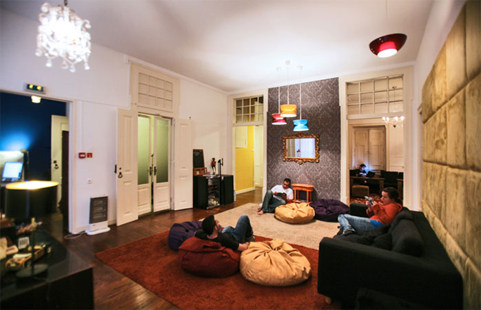 Lizbon’da kalınabilecek en iyi yerlerden Travellers House’da birinci sınıf rahatlama.