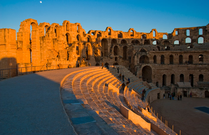 dünyadaki tarihi yerler- El-Cem-Amfitiyatrosu-Tunus-tarihi-yerler-antik-şehirler