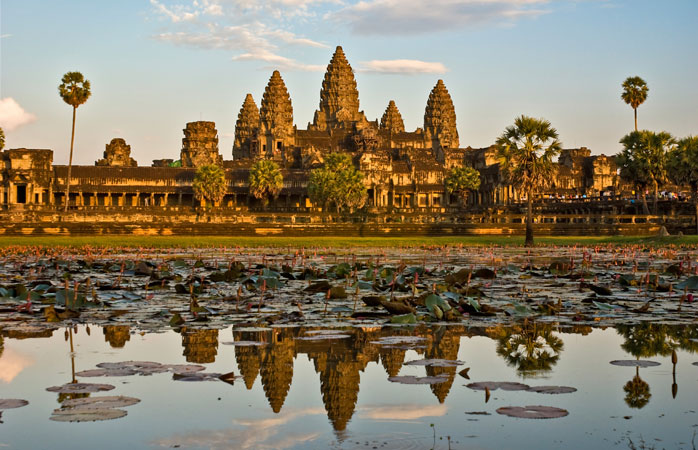 dünyadaki tarihi yerler- Angkor-Wat-tarihi-yerler-dünyaca-ünlü-anıtlar