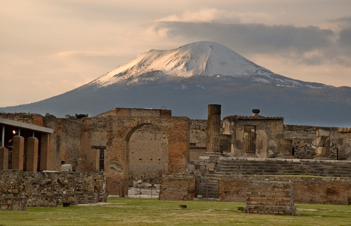 dünyadaki tarihi yerler- Pompeii-harabeleri-ünlü-harabeler-tarihi-yerler