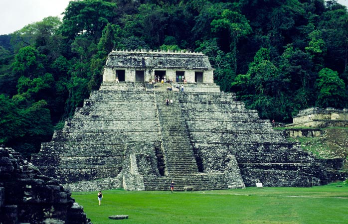 dünyadaki tarihi yerler- Palenque-meksika-harabeleri-tarihi-yerler