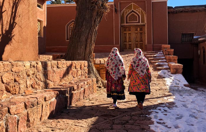 İsfahan yakınlarındaki Natanz köyünde bir gezinti © Mahshid Sarafzadeh