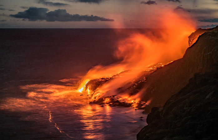 en ilginç yerler - Hawaii Adası kelimenin tam anlamıyla bir ateş ve su diyarı 