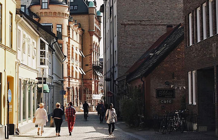 İsveç’in en eski ikinci şehri Lund’un sokaklarında dolaş