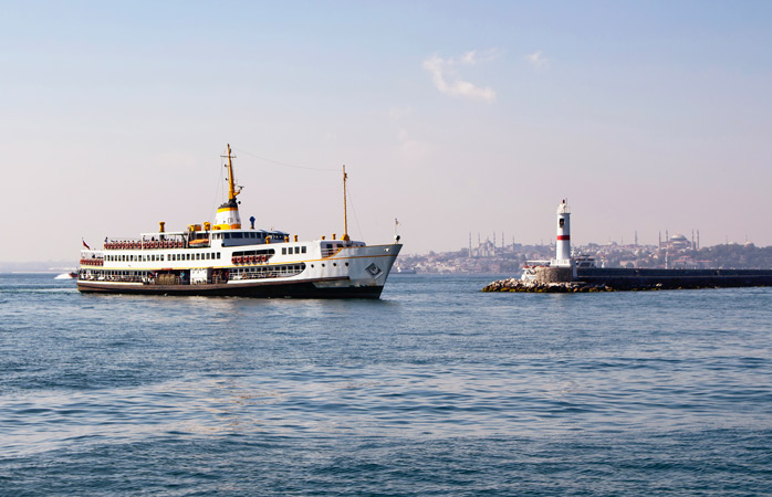 Bir tarafta Asya, diğer tarafta Avrupa – İstanbul Boğazı sularında gezintiye çık 