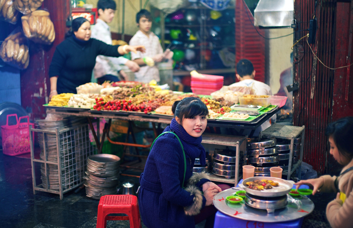Dünyanın en iyi yemekleri: Hanoi'nin sokak yiyecekleri. © Maxime Guilbot
