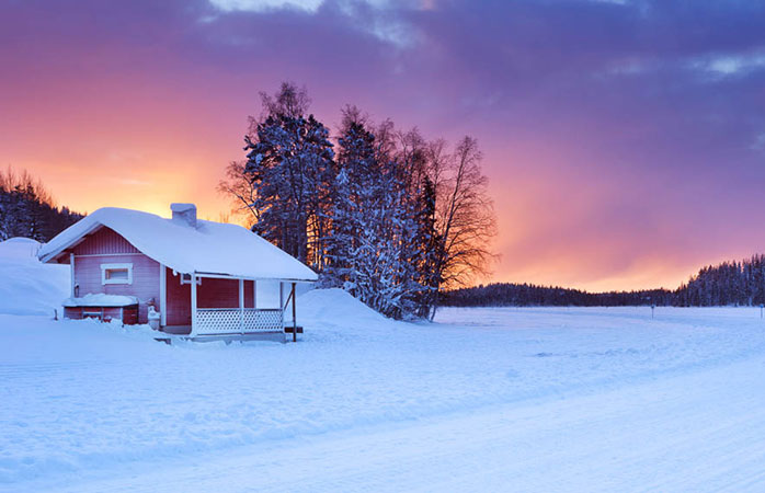 Avrupa kayak merkezleri- Finlandiya, Levi kayak merkezinde ıssız bir kulübe.