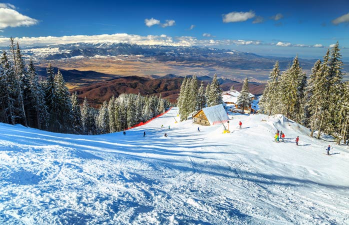 Manzara bu kadar güzel olduğunda kayağın neden bu kadar popüler olduğunu anlamak hiç zor değil - Poiana Brasov, Romanya