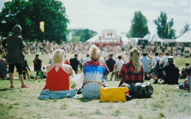 Festivalde ne giyilir? Festivale giderken götürmen gerekenler