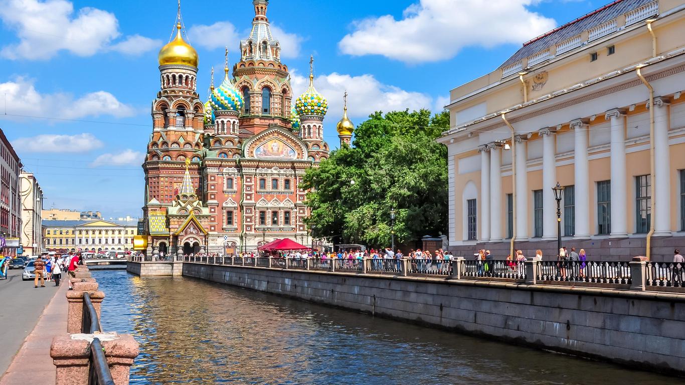 Flights to St. Petersburg